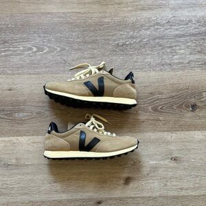 Tan Vejas Rio Branco